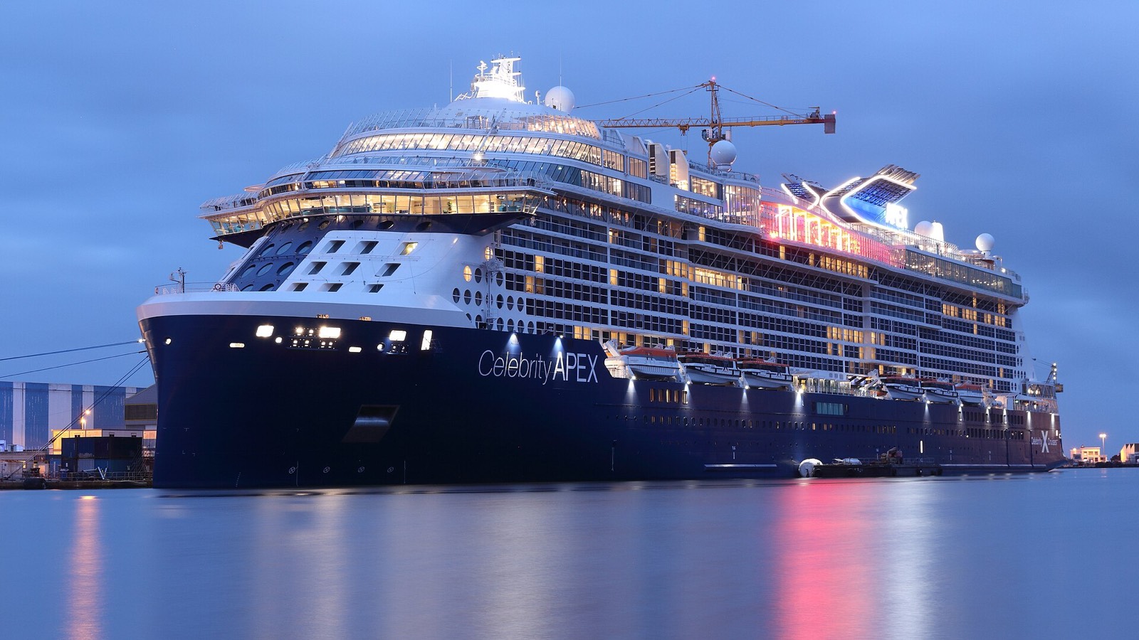 Celebrity Apex, exterior